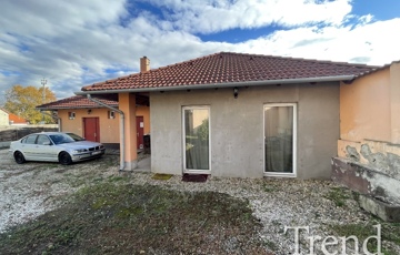 Eladó családi ház