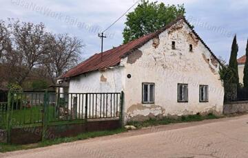 Eladó családi ház