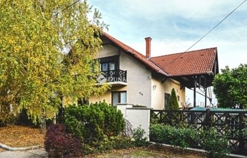 Eladó családi ház