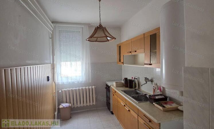 ÁRCSÖKKENTÉS! Eladó 53 m²-es lakás nagy erkéllyel Oroszlányban!                                 