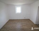 Eladó családi ház Lőkösháza 7 990 000 Ft