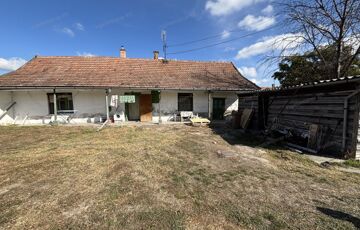 Eladó telek/földterület