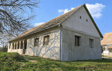 Eladó családi ház