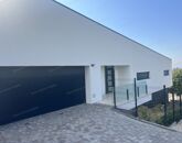 Eladó családi ház Gyenesdiás 395 000 000 Ft