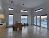 Eladó családi ház Vámosszabadi 210 000 000 Ft