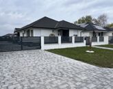 Kiadó családi ház Nyúl 380 000 Ft