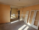 Eladó lakás Pécs 43 990 000 Ft