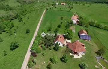 Eladó családi ház