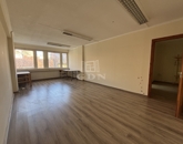 Kiadó iroda/üzlethelyiség Győr 70 000 Ft