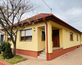 Eladó családi ház Újhartyán 129 000 000 Ft