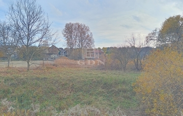 Eladó telek/földterület