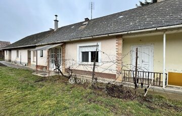 Eladó családi ház
