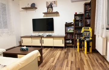 Eladó családi ház