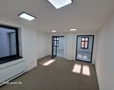 Kiadó iroda/üzlethelyiség Győr 841 140 Ft