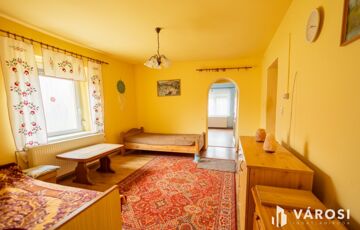 Eladó családi ház