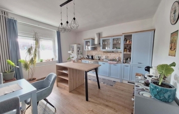 Eladó családi ház