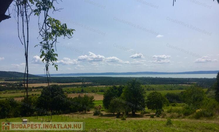 Dörgicse gyöngyszeme meseszép panorámával                                 