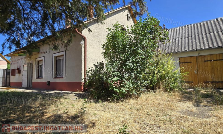 Nagykőrösön családi ház eladó!                                 