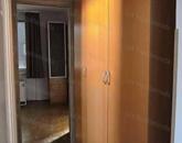 Komáromi, központi elhelyezkedésű, 2. emeleti 53 m-es lakás eladó!