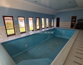 Eladó családi ház Érsekcsanád 210 000 000 Ft