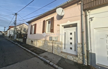 Kiadó családi ház