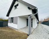 Eladó családi ház Ráckeve 76 000 000 Ft