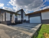 Eladó családi ház Pécs 94 900 000 Ft