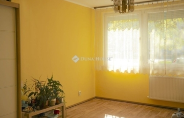 Eladó lakás
