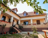 Eladó családi ház Alsónyék 149 900 000 Ft