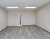 Szolnok belvárosában, jól megközelíthető helyen irodák kiadók!