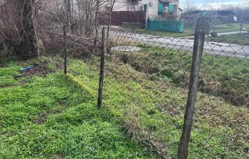 Eladó telek/földterület