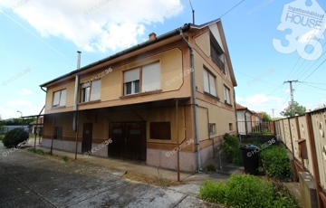 Eladó családi ház