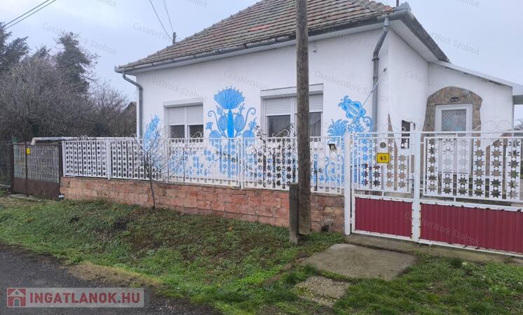 Eladó Családi ház Tiszaföldvár Tabán részén