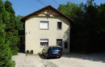 Eladó családi ház