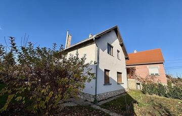 Eladó családi ház