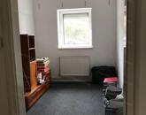 Eladó családi ház műhellyel