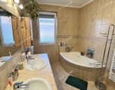 Eladó családi ház Kecskemét 110 000 000 Ft