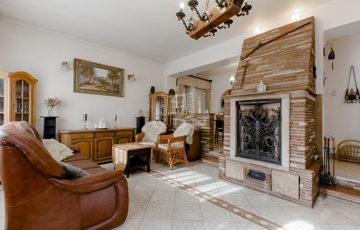 Eladó családi ház