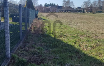 Eladó telek/földterület
