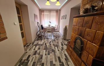 Eladó családi ház