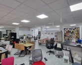 Kiadó iroda/üzlethelyiség Székesfehérvár 454 000 Ft