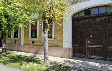 Eladó családi ház