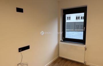Eladó lakás