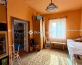 Eladó családi ház Üllés 33 500 000 Ft