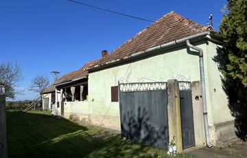 Eladó családi ház