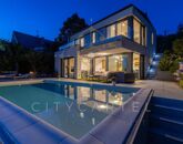 Eladó családi ház Szentendre 250 000 000 Ft