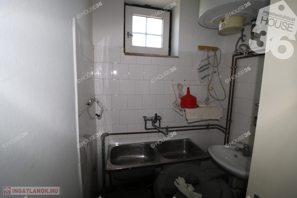 55m² · Üzlethelyiség · 13.500.000 ft