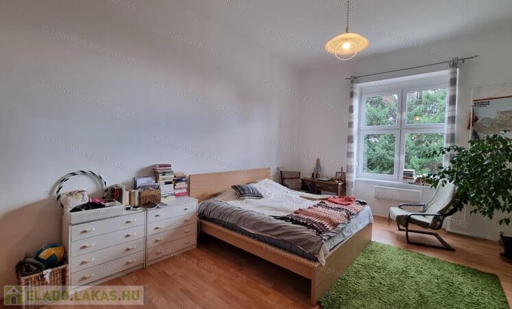 Eladó társasházi lakás Balatonalmádi központjában!                                 