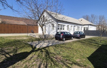 Eladó családi ház