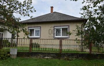 Eladó családi ház